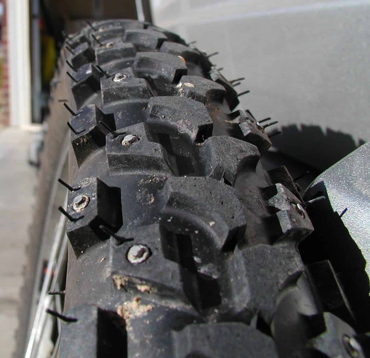 Studded Tires For Fat Bikes: All you need to know â Biking Pleasure